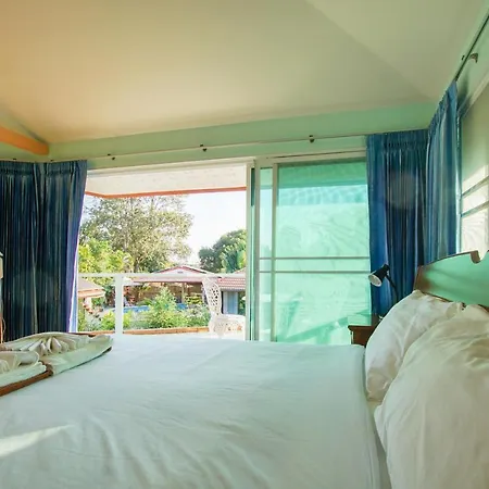 Tina'S Living Paradise - Guesthouses With Private Pool Ban Phe Exterior photo