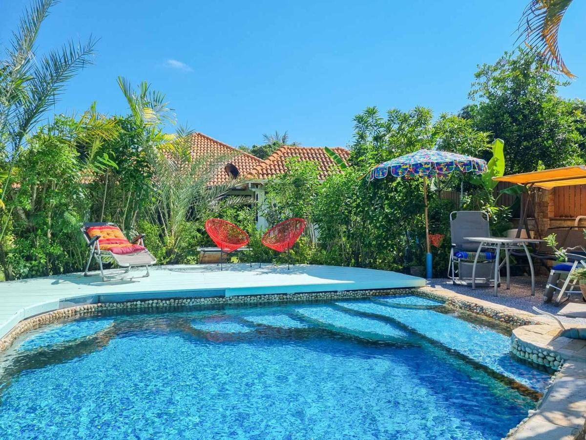 Tina's Living Paradise - With Private Pool * Ban Phe